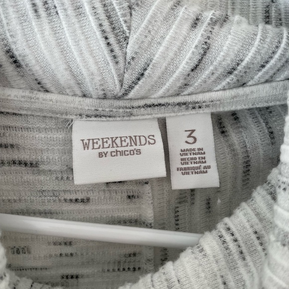 Chicos Light Pullover - Picture 3 of 3